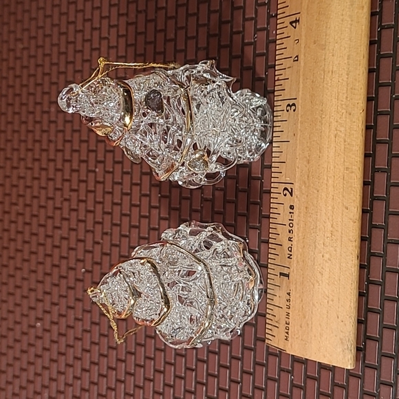 2 Hand Blown Spun Glass w/Gold Garland  Tree Ornaments - Picture 5 of 7